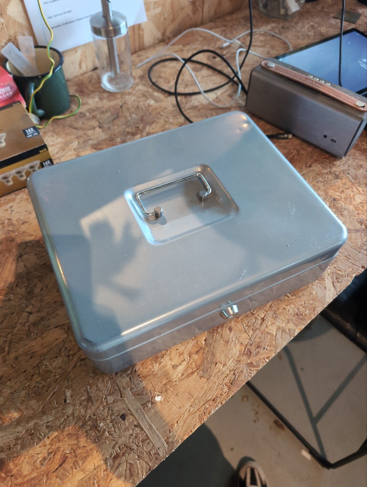 Geldkistje zonder sleutel, Minder dan 50 cm, Gebruikt, Minder dan 50 cm, Ophalen of Verzenden