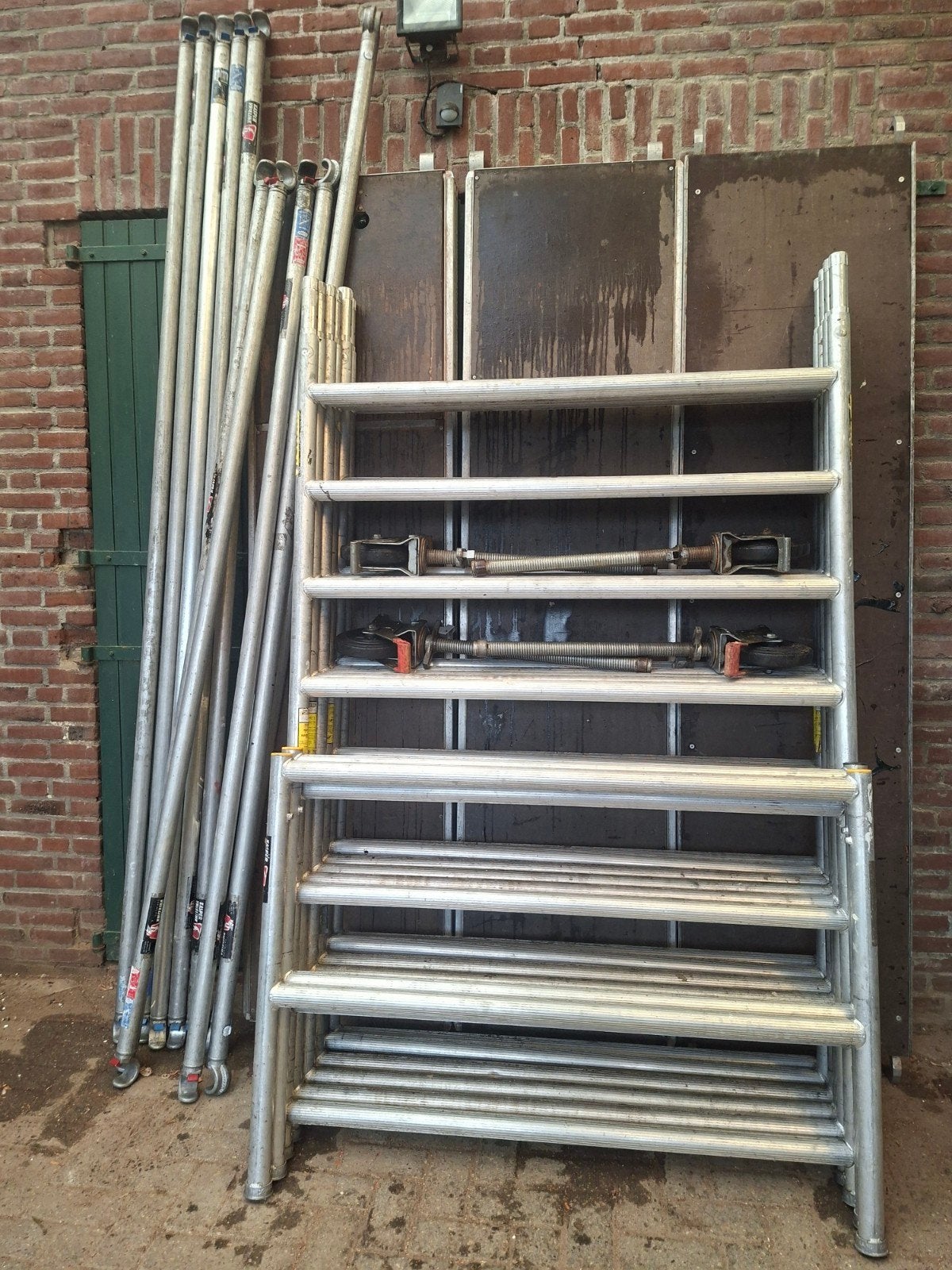 custers 8.2 mtr werkhoogte, Doe-het-zelf en Verbouw, Steigers, Ophalen, Gebruikt, Rolsteiger of Kamersteiger, 5 meter of hoger
