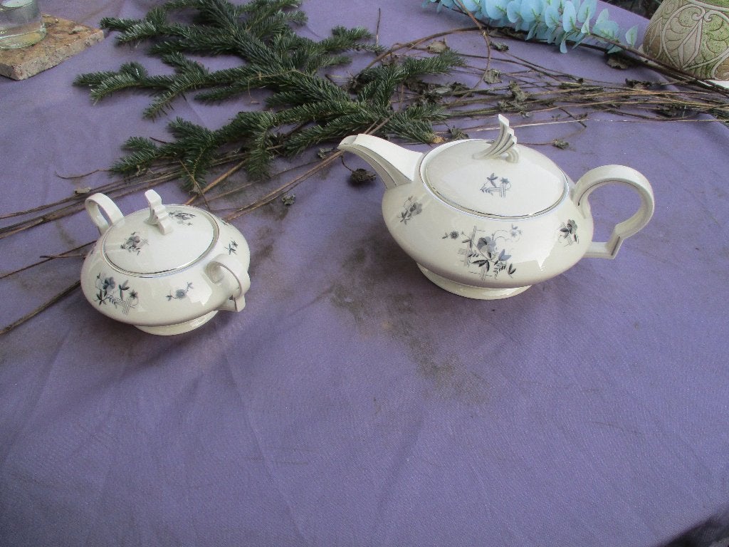 Art Deco H & C Theepot en suikerpot chodau, Verzenden