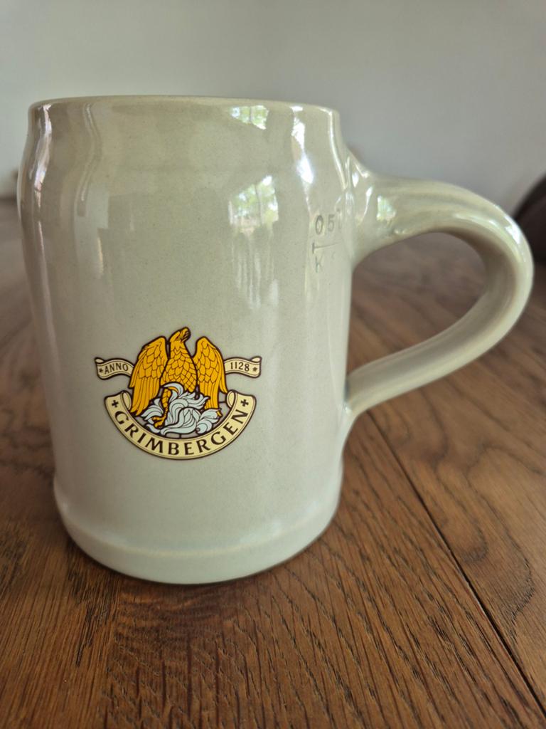 Grimbergen Bierpul - Keramiek - 0,5L, Beige, Overige typen, Ophalen of Verzenden, Zo goed als nieuw
