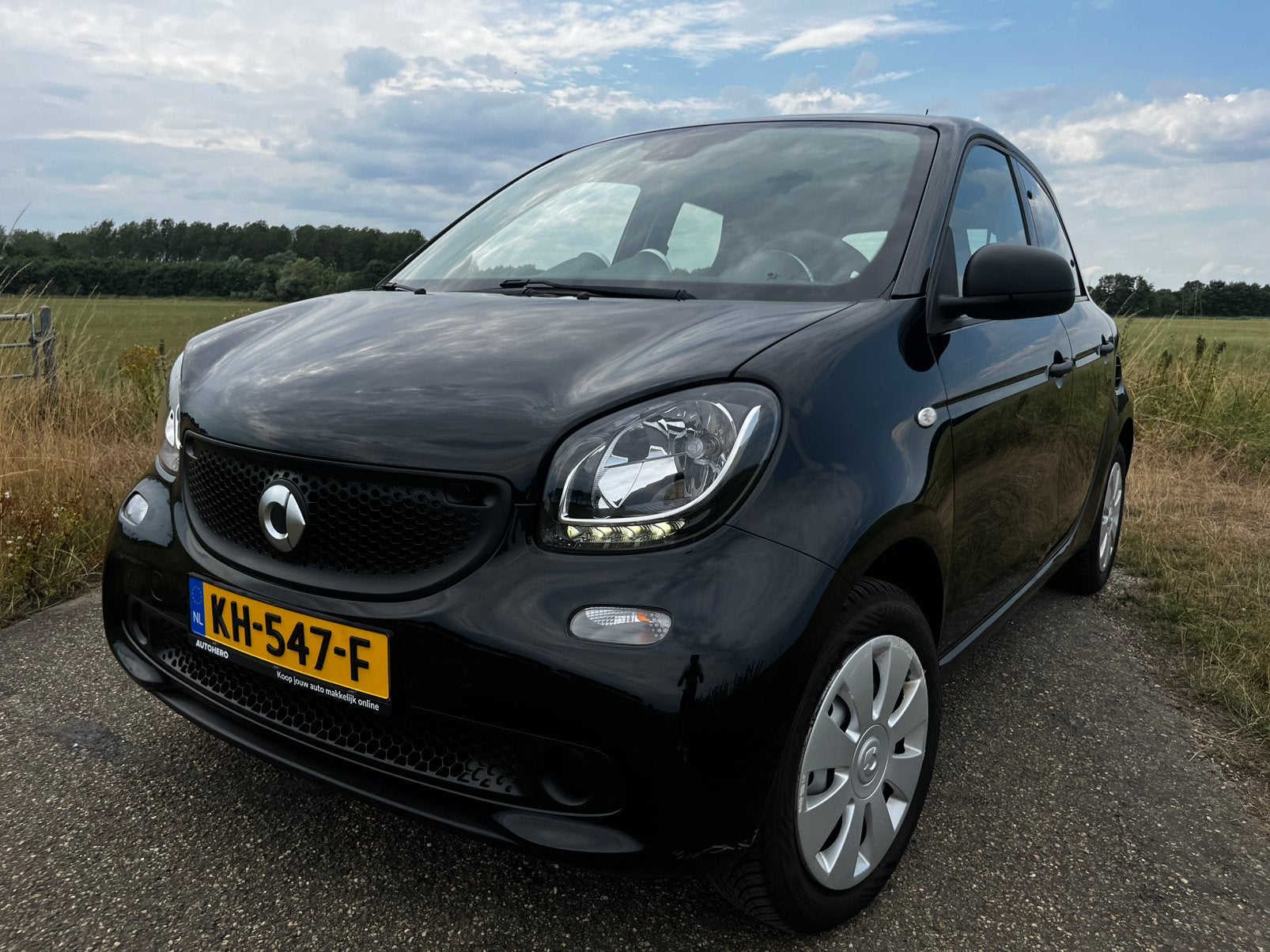 Smart ForFour 1.0 pure Automaat | Airco | Cruise | led, Stof, 4 stoelen, Origineel Nederlands, 70 pk