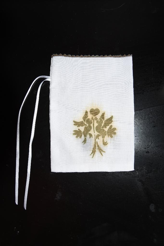 Brocante batik zakje met vogels & hartje voor bijv. sieraden, Verzenden