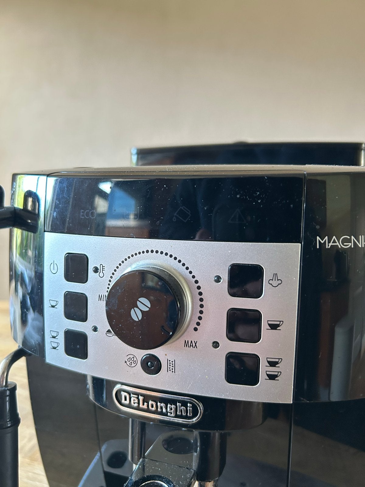 Foto 4 van De'Longhi Magnifica S volautomatische espressomachine