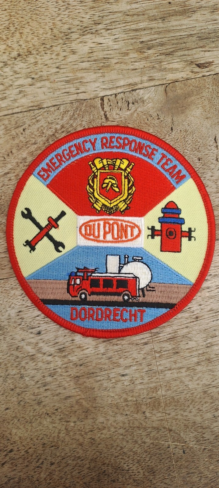Brandweer patch Dupont Dordrecht Emergency Response Team, Ophalen of Verzenden, Nieuw