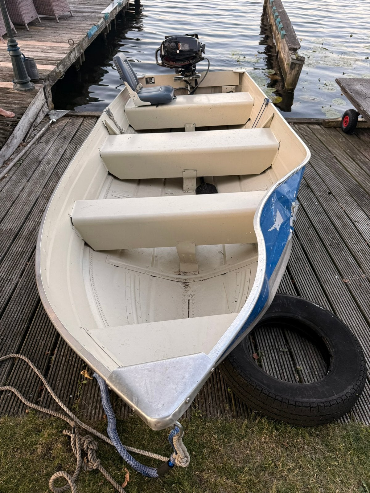 Aluminium boot met schade zonder buitenboordmoter, Ophalen, Gebruikt, Motorboot