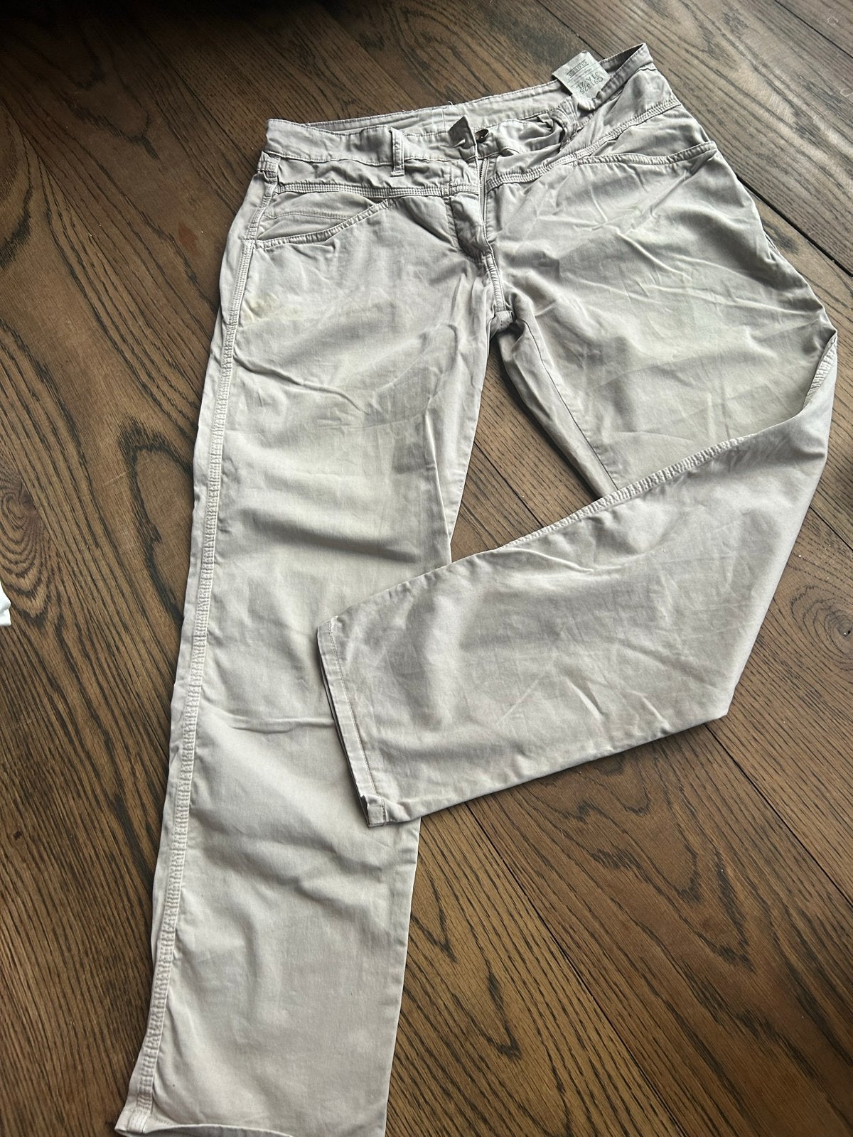 Closed broek mt 40/42, Verzenden, Maat 42/44 (L), Driekwart, Grijs