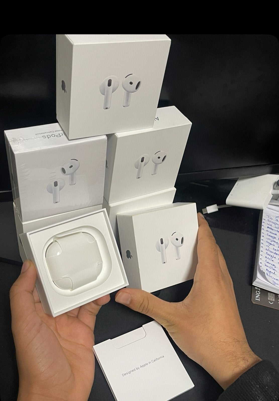 Airpods 4 {geseald}, Verzenden, Bluetooth, Nieuw, In oorschelp (earbud)