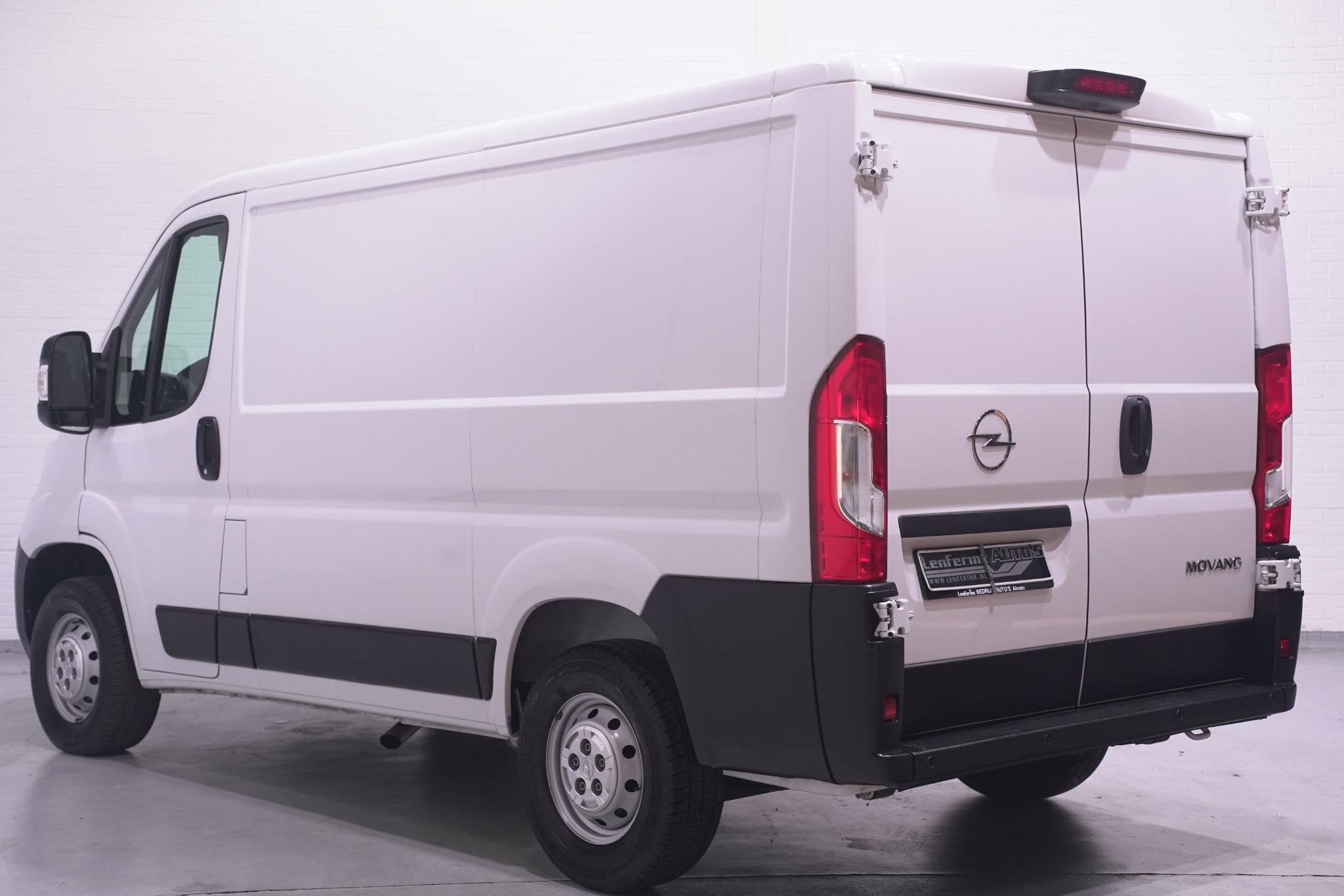 Opel Movano 2.2D 140 pk L1H1 Airco ECC, Apple Carplay Camera, Stof, Gebruikt, 4 cilinders, 1865 kg