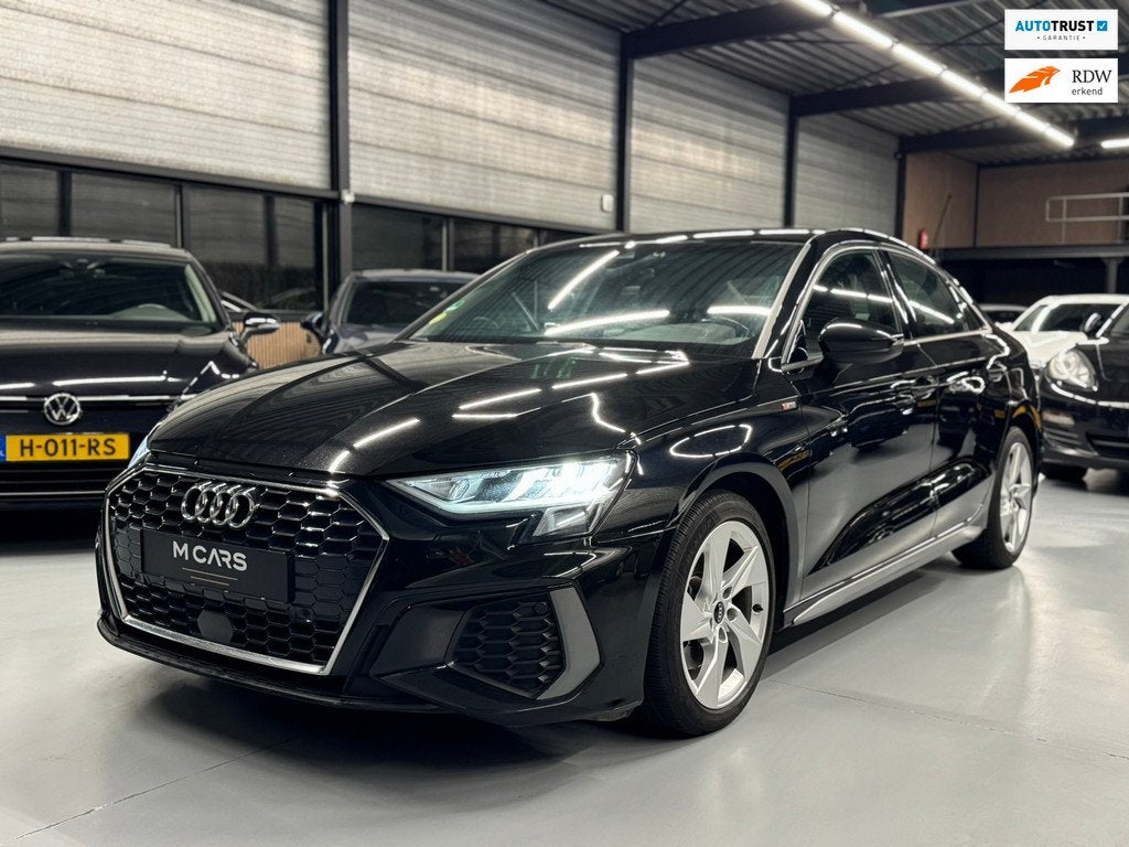 Audi A3 Limousine 30 TDI S Edition CARPLAY/CRUISE/VIRTUAL, Auto's, Audi, Voorwielaandrijving, 1325 kg, Gebruikt, 4 cilinders