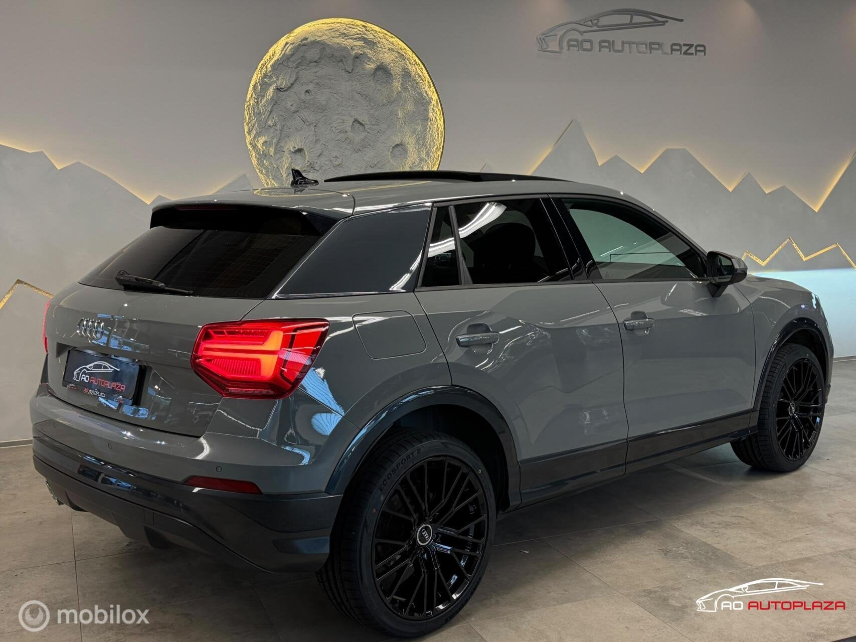 Audi Q2 35 TFSI Panorama/Keyless/Nardo grey/Leder/Sfeerverli, 15 km/l, 1498 cc, 4 cilinders, 150 pk