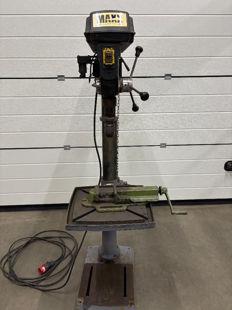 Kolomboormachine 400Volt met materiaalklem, Ophalen, Variabele snelheid, Kolomboormachine, Gebruikt