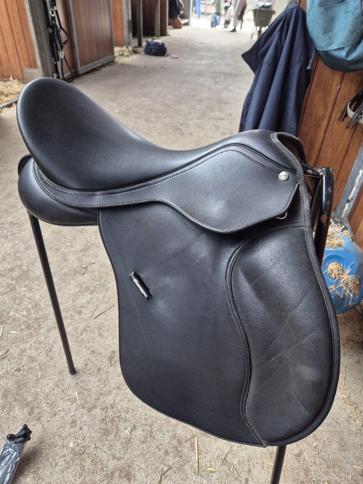 Veelzijdigheidszadel wintec 500 hart 17,5 inch, Ophalen, L (17.5 inch), Gebruikt, Vlakke zit