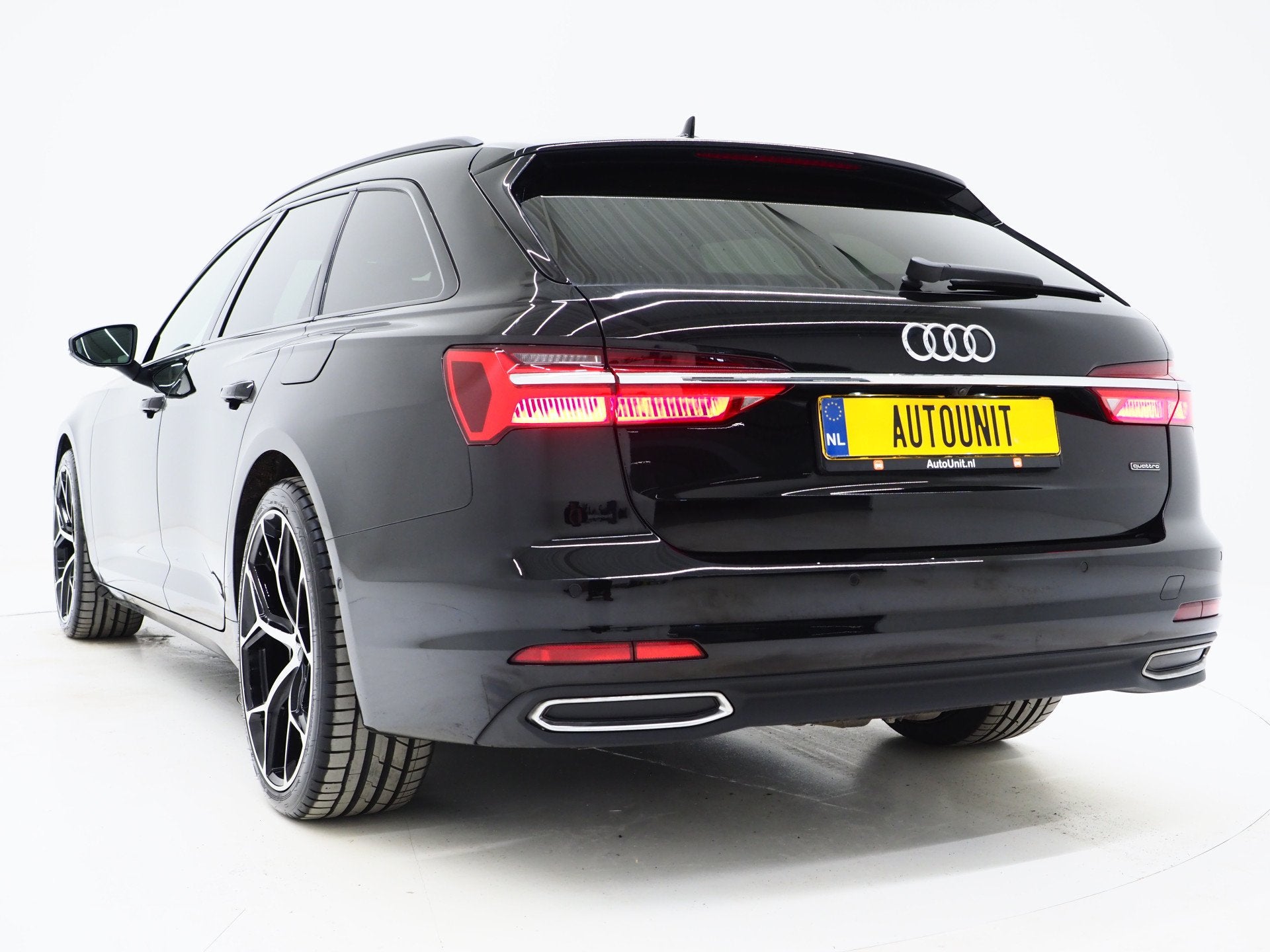 Audi A6 Avant 50 TFSI e quattro | Leder | Trekhaak | 360 | K, Automaat, 77 km/l, Gebruikt, Zwart