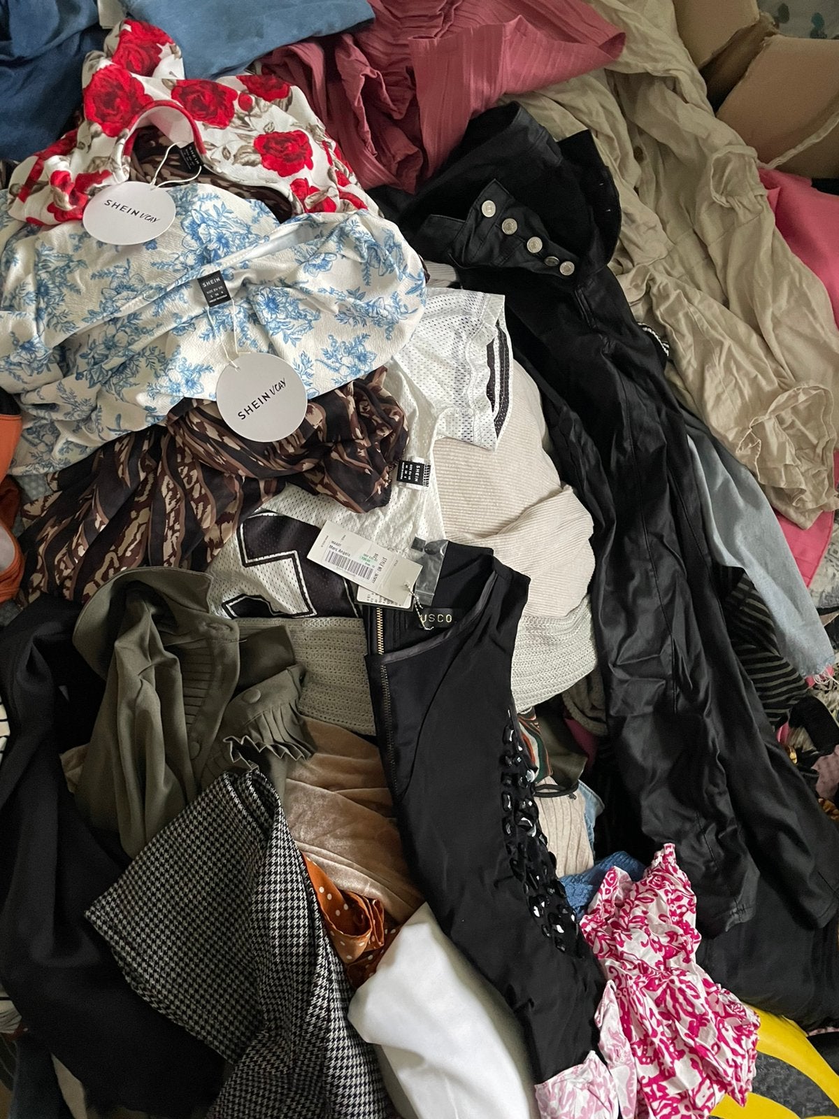 Opkoper gezocht VEEL dameskleding!, Kleding | Dames, Ophalen, Zo goed als nieuw, Maat 38/40 (M)
