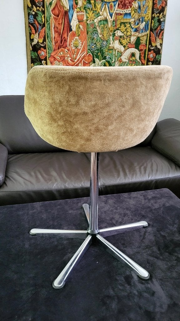 Nieuwstaat Retro Draaifauteuil - Barstoel - wedding stoel, Ophalen, Minder dan 50 cm, Minder dan 75 cm, Zo goed als nieuw