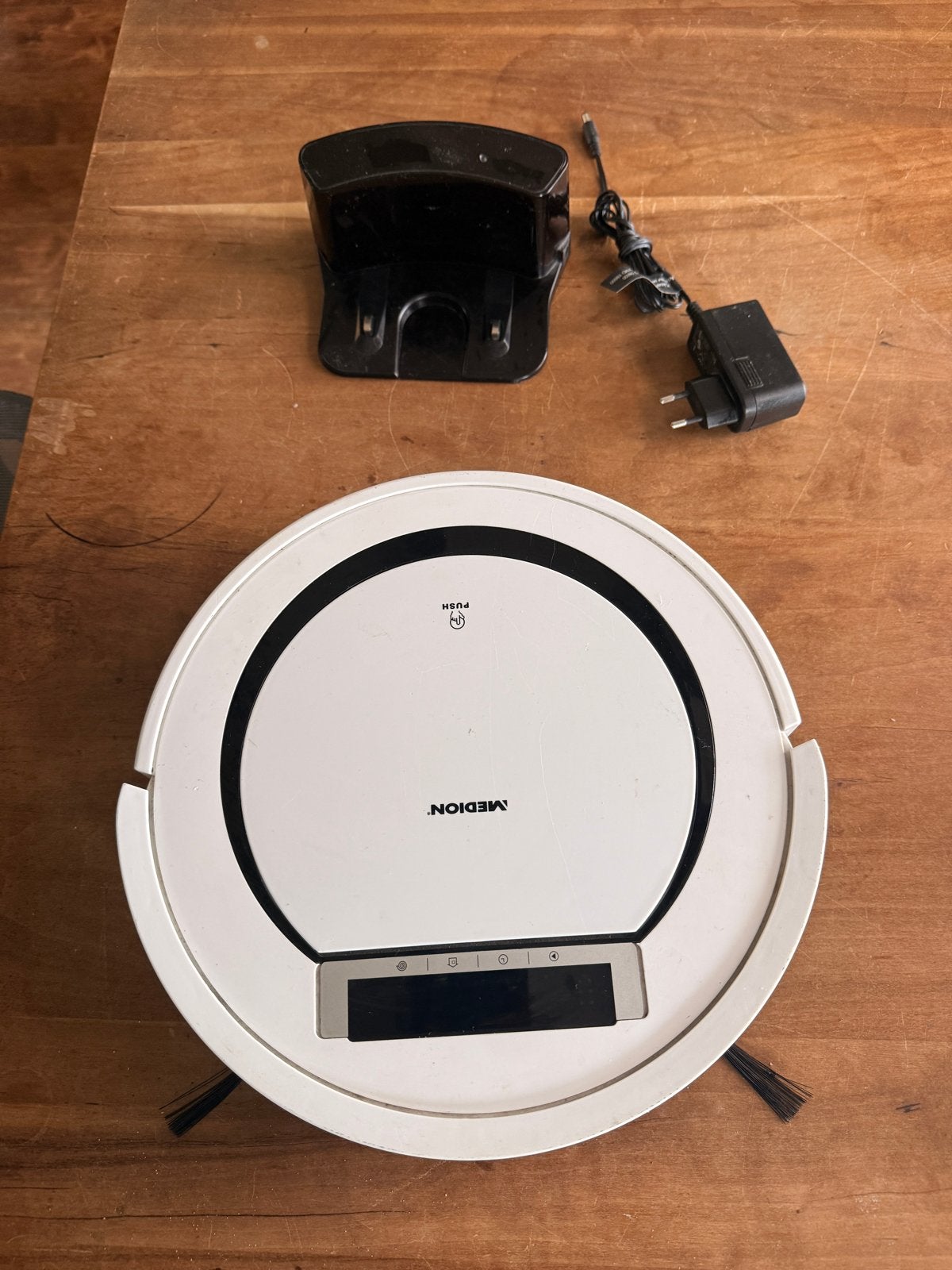 Medion Robotstofzuiger MD 18600 - Wit, Witgoed en Apparatuur, Stofzuigers, Gebruikt, Robotstofzuiger, Overige merken, Oplaadstation