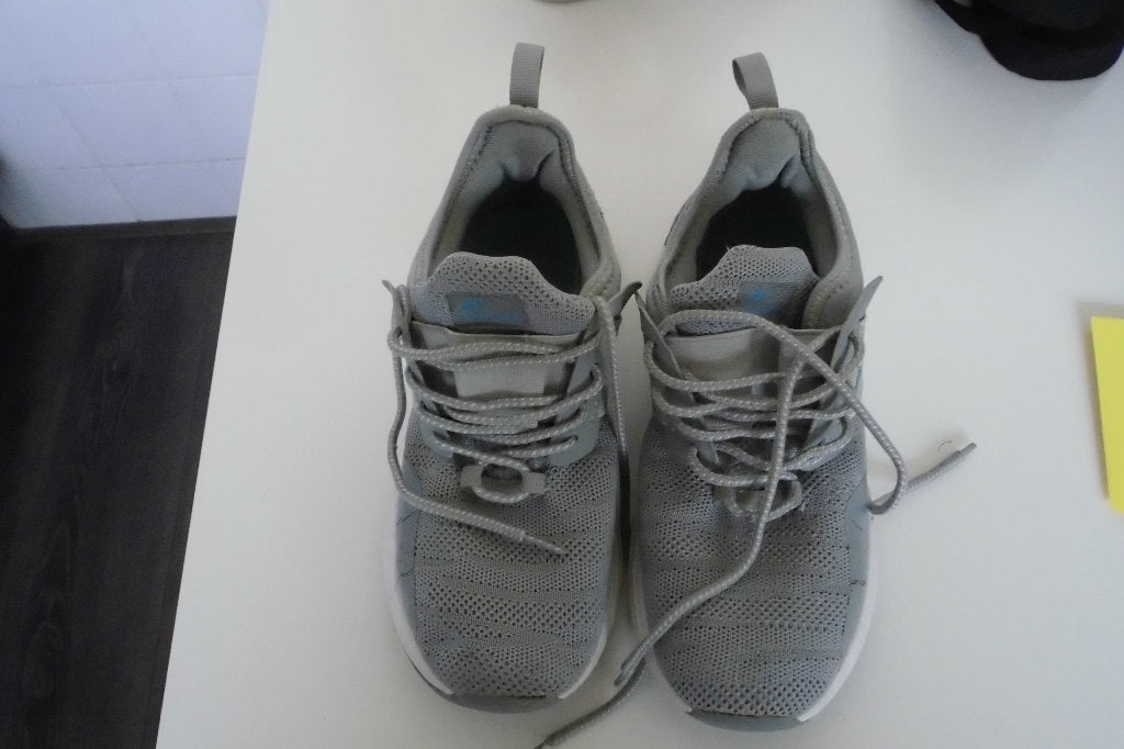 sneakers maat 36, Ophalen of Verzenden, Sneakers of Gympen, Grijs, Gedragen