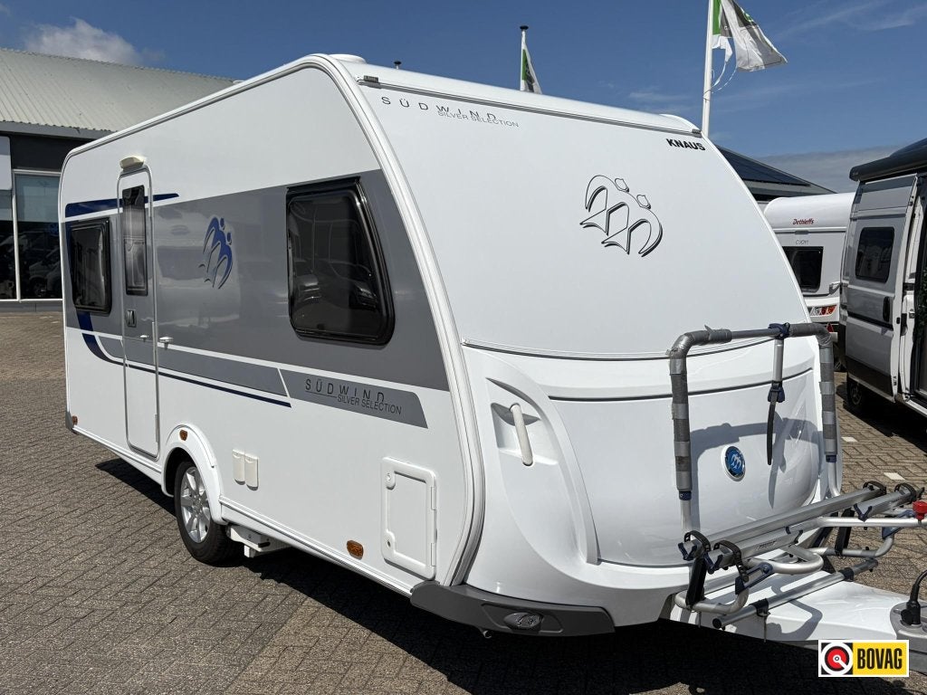 Knaus Sudwind Silver Selection 450 FU LUIFEL/MOVER/FIETSENDR, Caravans en Kamperen, Rondzit, Bedrijf, Overige typen, Tot en met 4