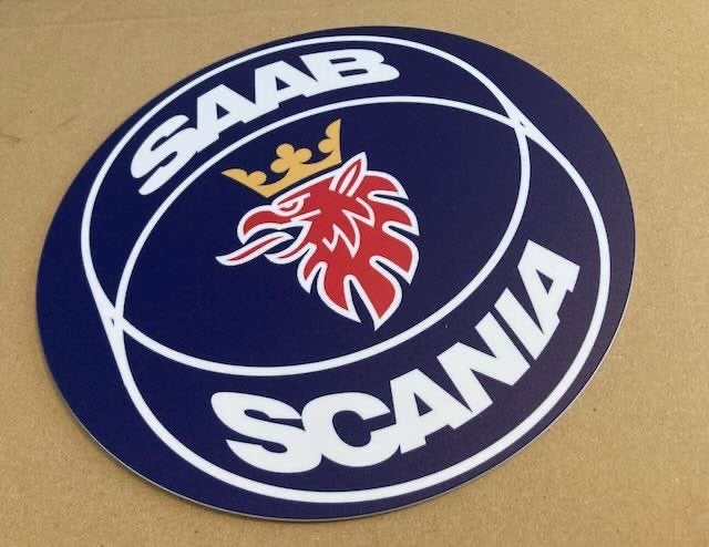 SAAB SCANIA  bord retro reclamebord 24 cm kunststof, Ophalen of Verzenden, Zo goed als nieuw, Auto's