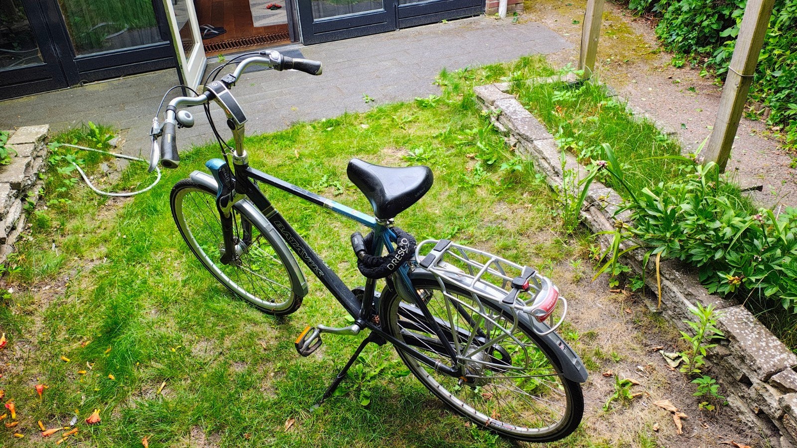 Batavus fiets met versnellingen en slot, Ophalen, Velgrem, Versnellingen, Batavus
