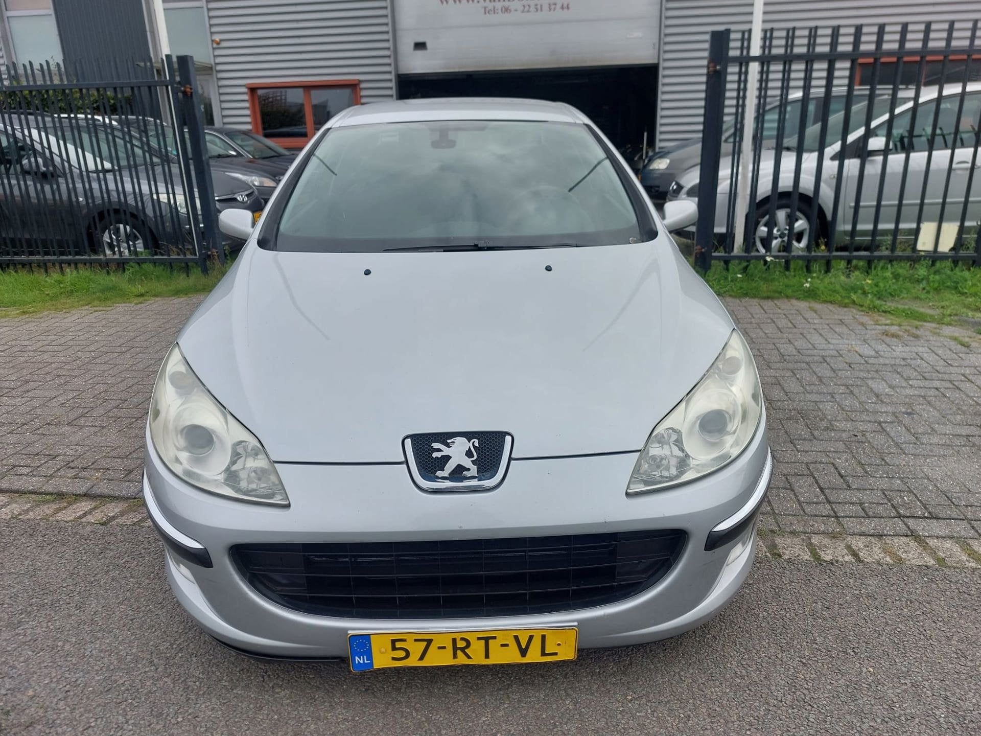 Peugeot 407 1.8-16V XR Pack met ruilmotor bij 300.000 km, Stof, Gebruikt, Metallic lak, 4 cilinders