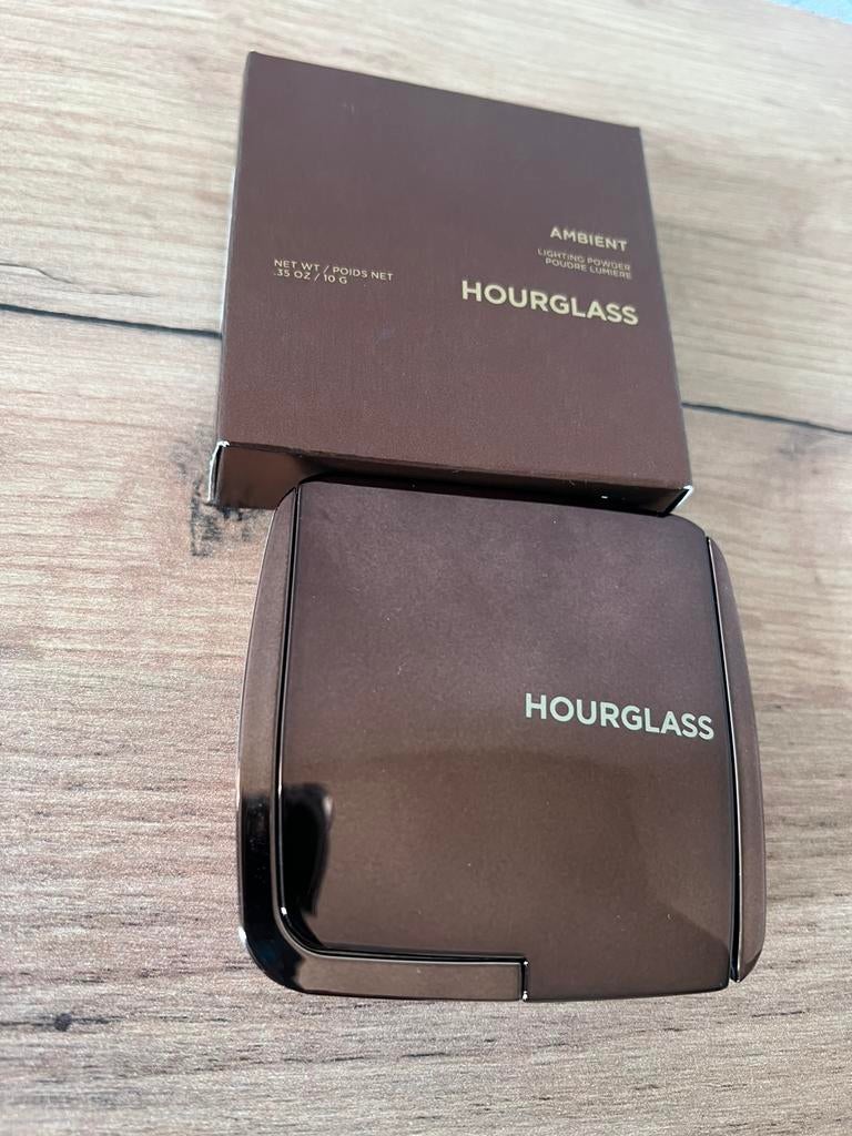 Hourglass Ambient lighting powder shade  Diffused light, Sieraden, Tassen en Uiterlijk, Uiterlijk | Cosmetica en Make-up, Ophalen of Verzenden