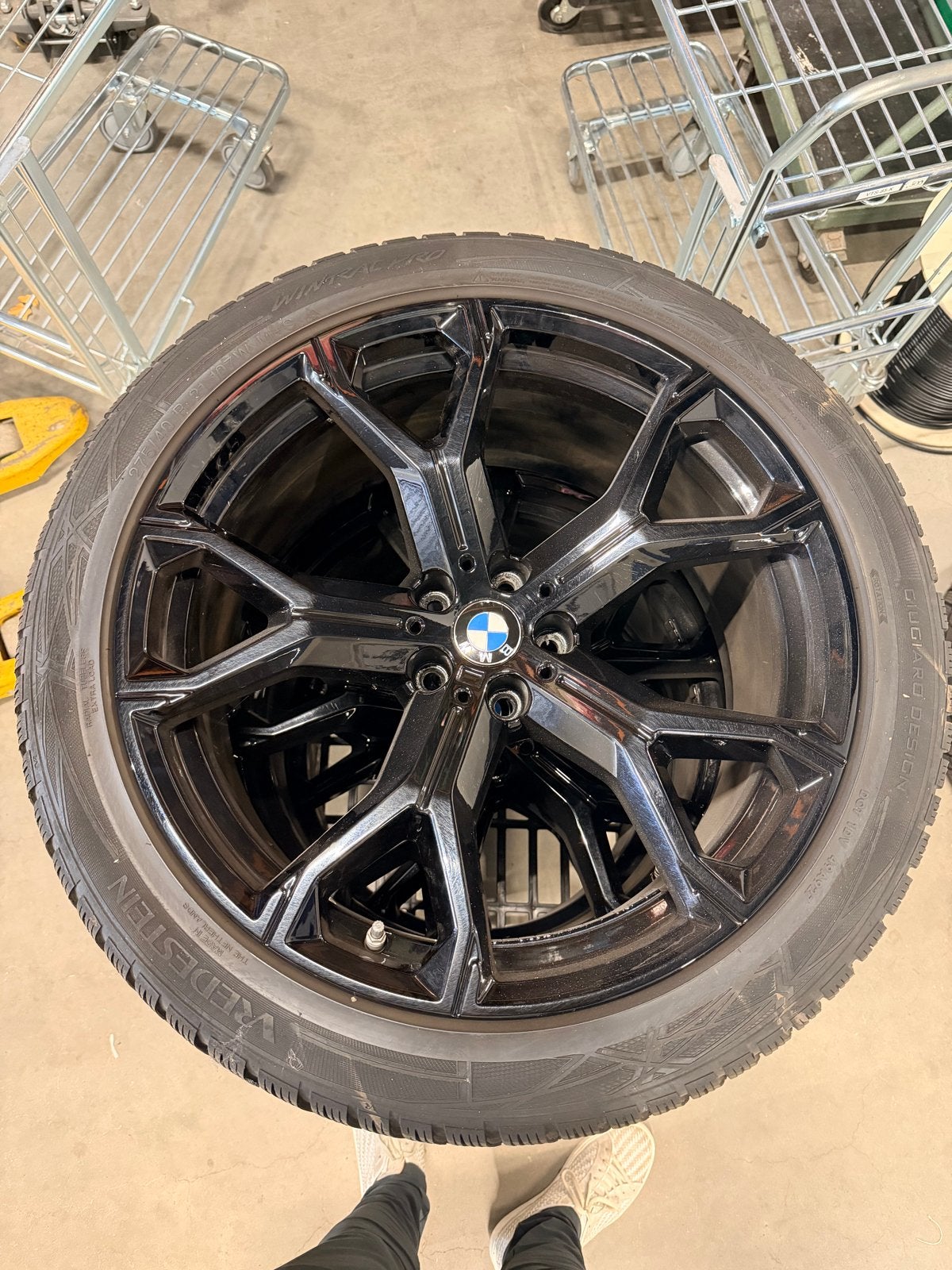 BMW X5 winterset 2024 - 21 inch Vredestein Wintrac Pro, Ophalen, Gebruikt, 275 mm, Banden en Velgen