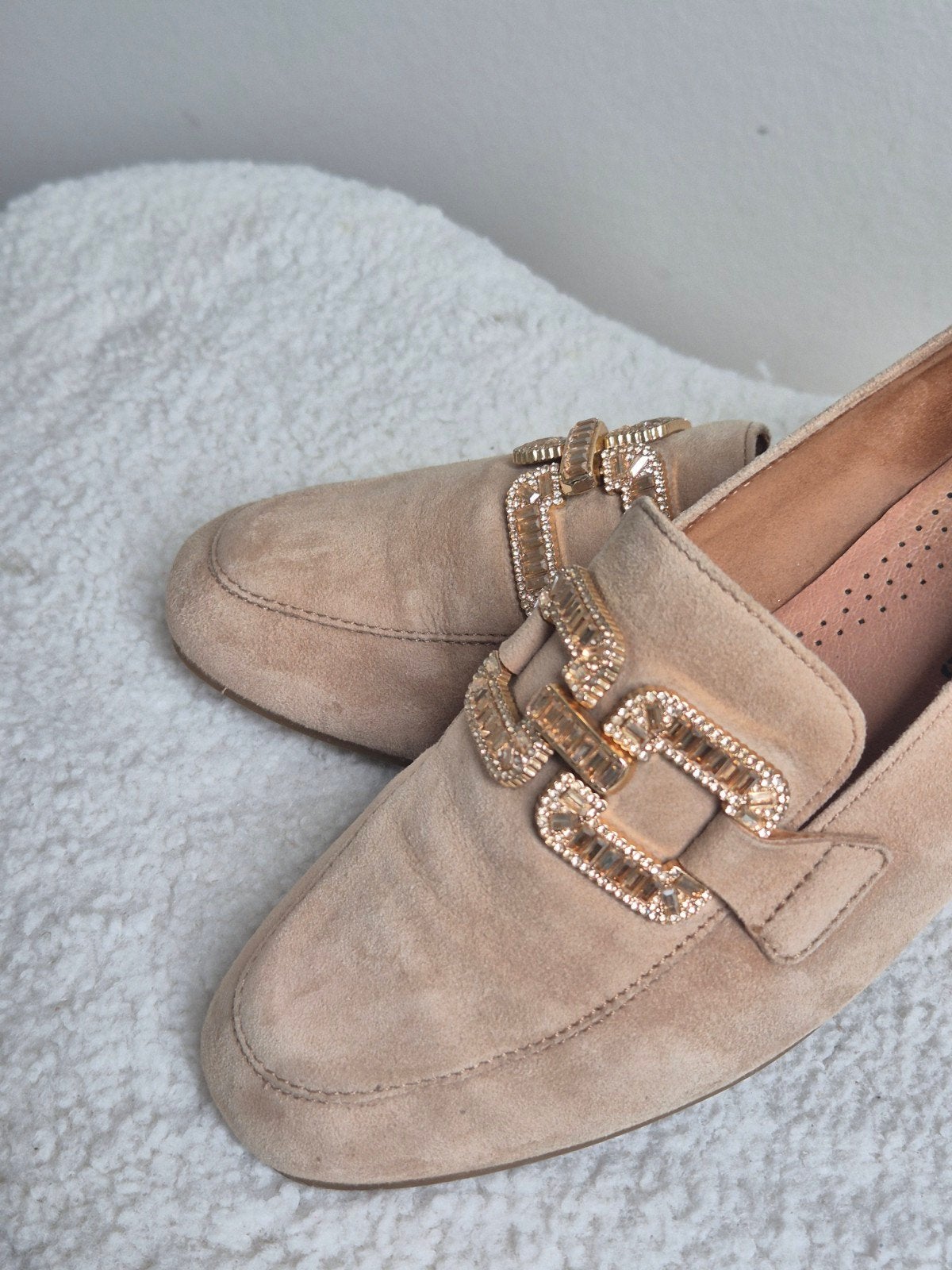 Gabor loafers maat 38 - Beige suède met gesp, Kleding | Dames, Gabor, Ophalen of Verzenden, Gedragen, Instappers