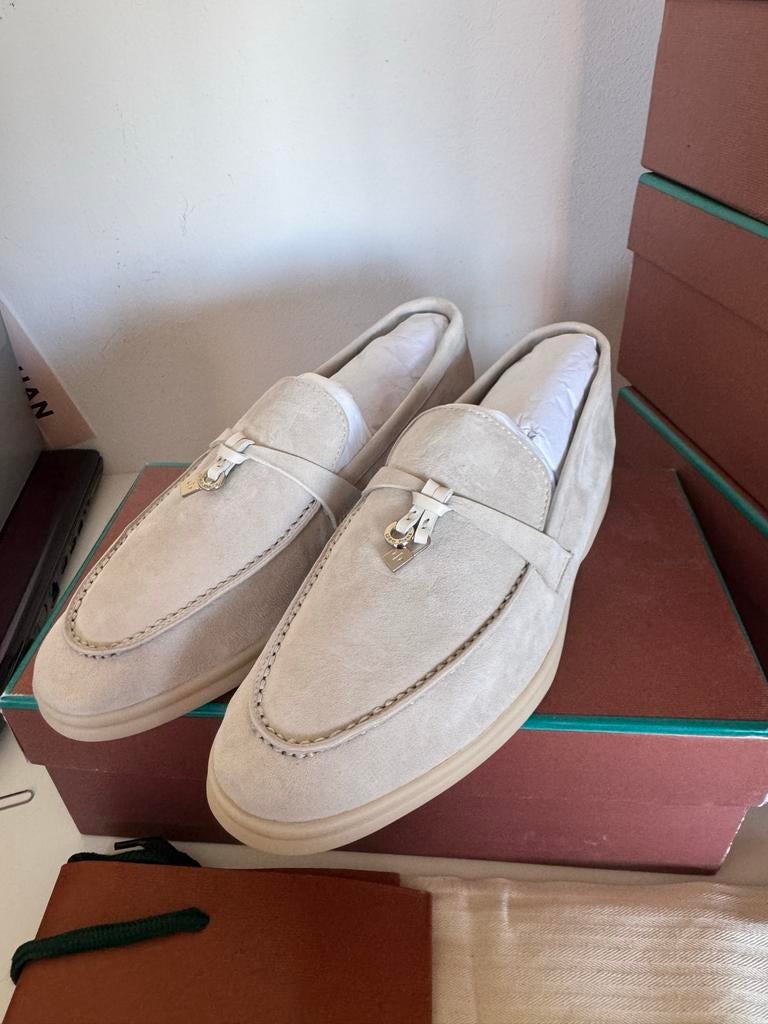 Loro Piana Summer Walk Loafers Maat 37 sandstone Suède, Ophalen of Verzenden, Nieuw, Beige, Instappers