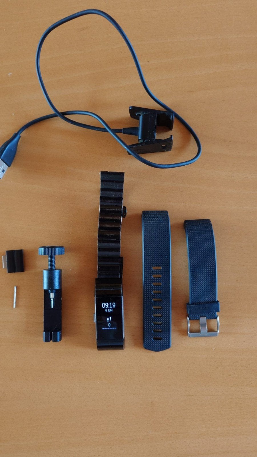 s'Werelds beste Fitbit Charge 2 met extra bandjes en oplader, Gebruikt, Zwart, Ophalen of Verzenden, Fitbit