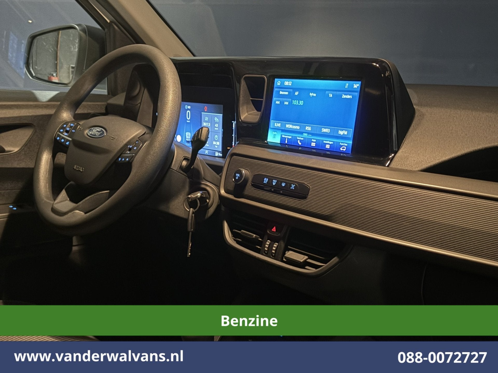Ford Transit Courier 1.0 Trend 101pk Benzine L1H1 Euro6 Airc, Auto's, Voorwielaandrijving, Dealer onderhouden, Gebruikt, Wit