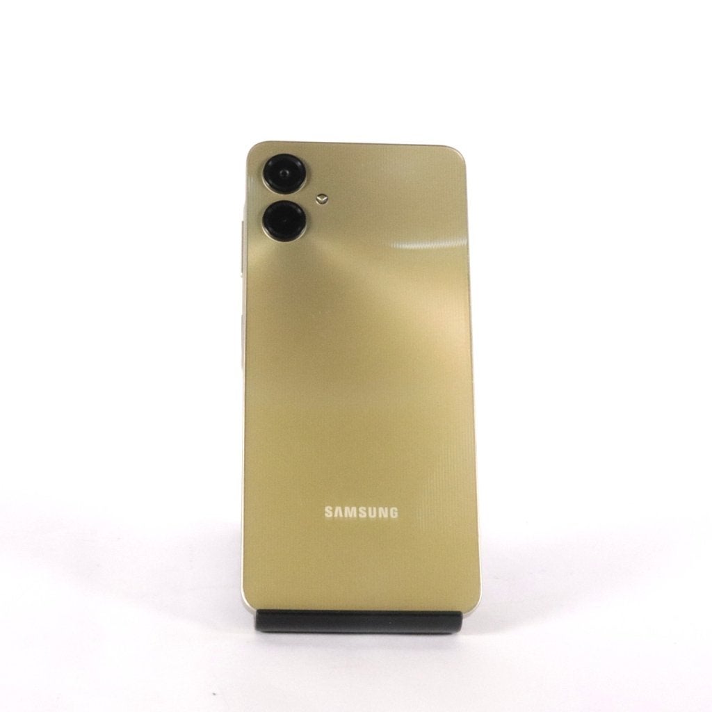 Samsung Galaxy A06  64GB - Nette staat, Samsung, Gebruikt, Support@Samsung.com, 129, Samsung-ro, Yeongtong-gu
Suwon-si, Gyeonggi-do 16677
South Korea