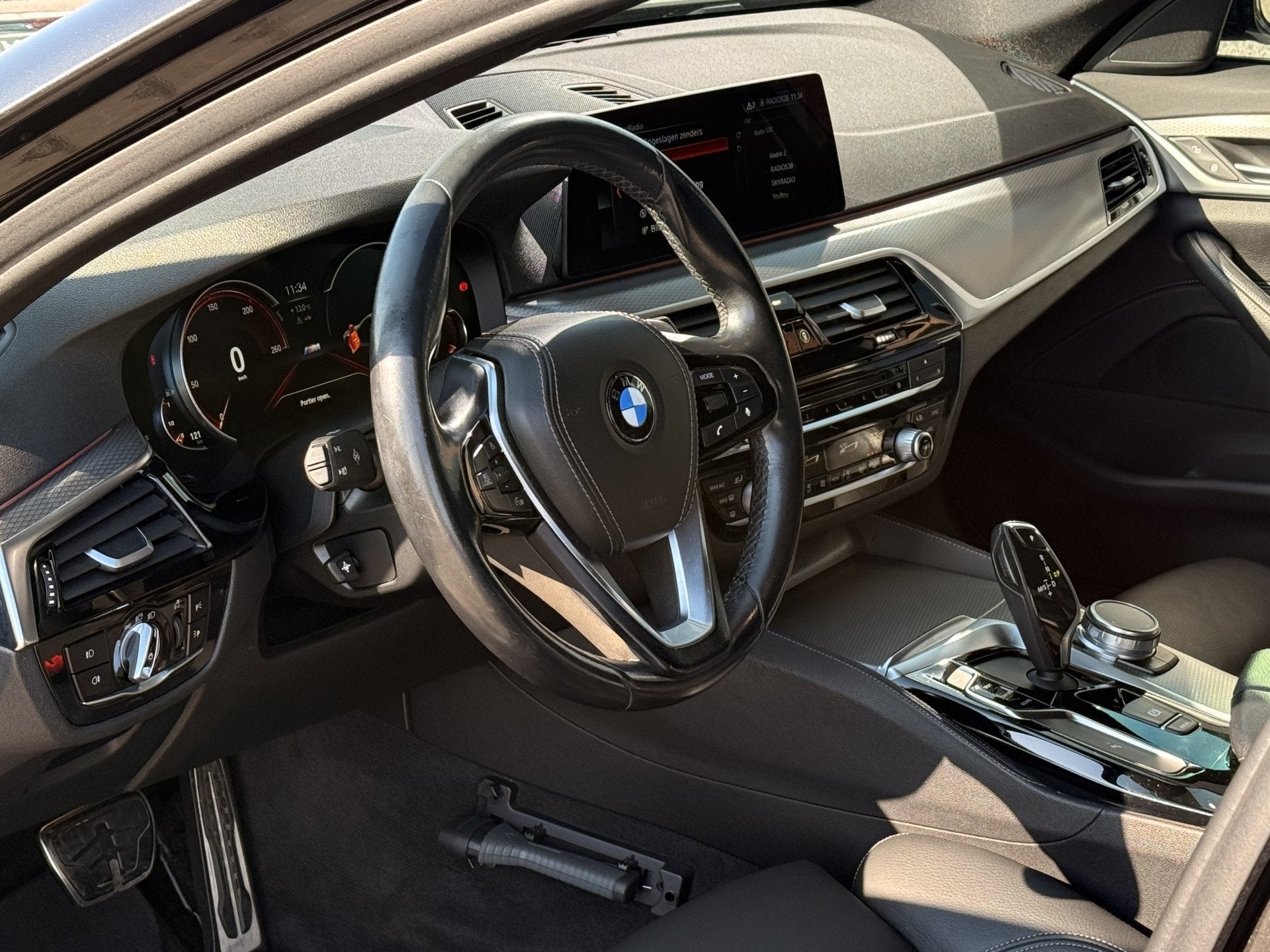 BMW 5 Serie 520i M-Sport High Executive | Led | Navi | Cruis, Auto's, Automaat, Achterwielaandrijving, Gebruikt, Euro 6