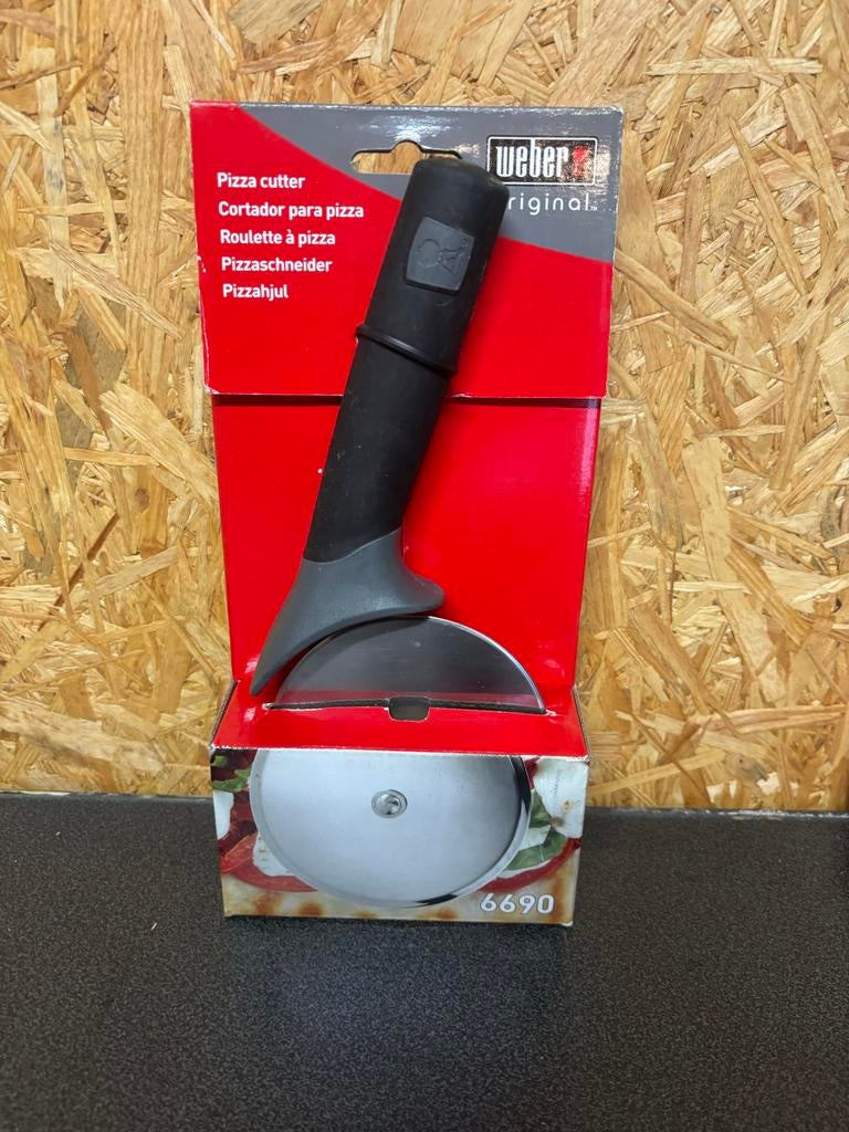 Weber Pizzaset: Pizzasnijder & Steen (47/57cm BBQ), Ophalen of Verzenden, Nieuw