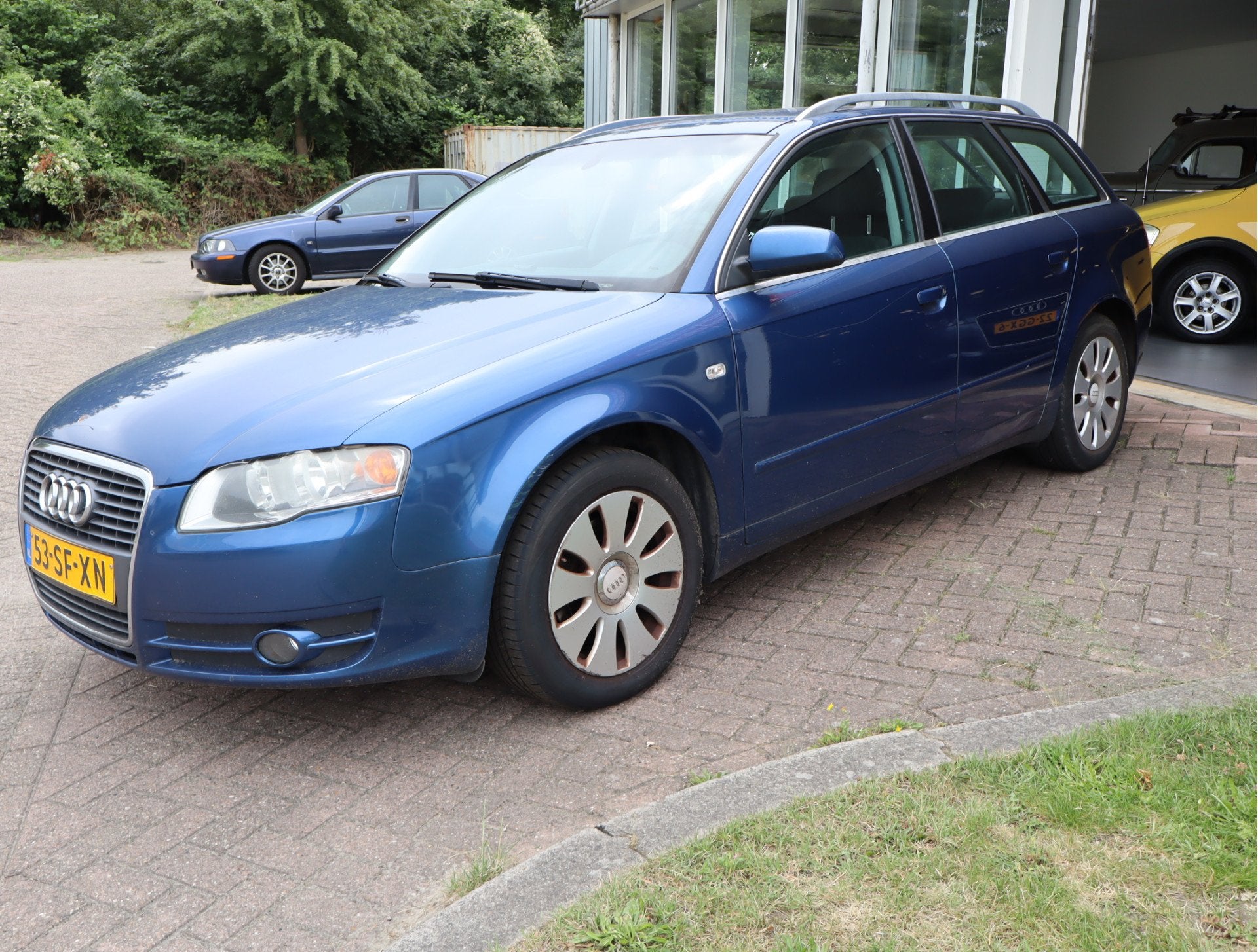 Audi A4 Avant 2.0 Pro Line Business HANDEL/EXPORT!, Auto's, Voorwielaandrijving, Gebruikt, Zwart, 4 cilinders