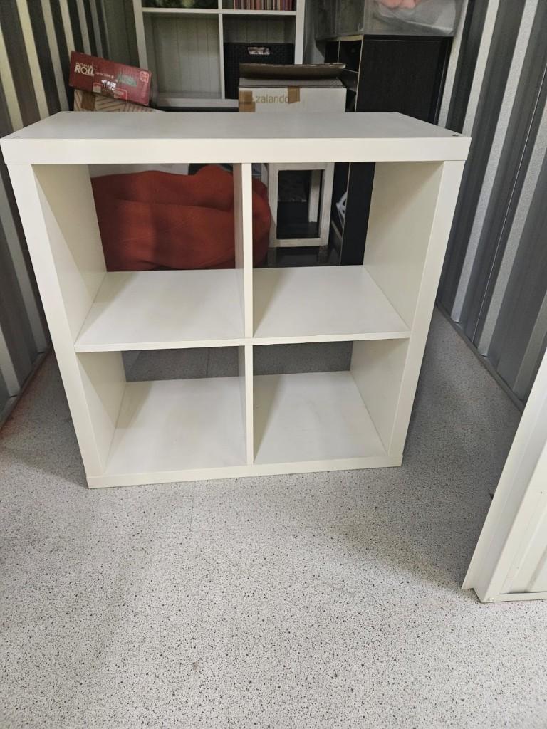 2 x White Kallax cabinet with 4 compartments, Ophalen, Zo goed als nieuw