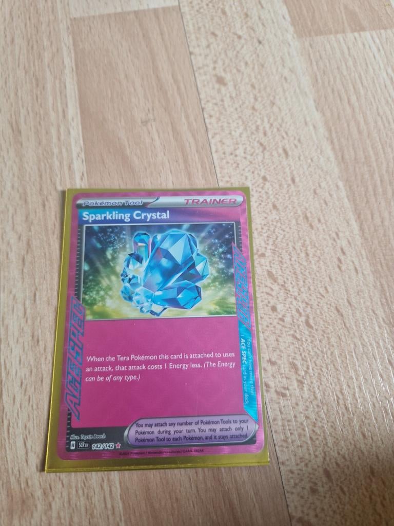 Pokémon TCG: Sparkling Crystal (ACE SPEC) 142/142, Ophalen, Zo goed als nieuw, Losse kaart