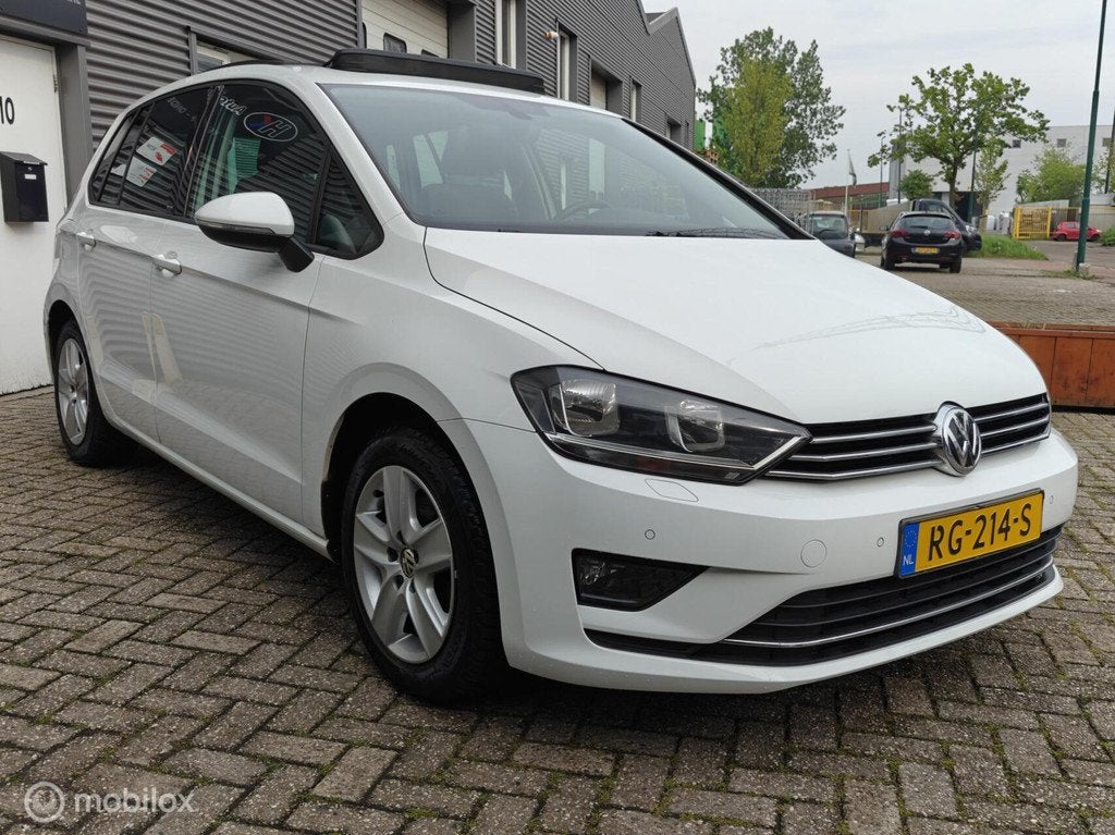 Volkswagen Golf Sportsvan 1.4TSi 125pk DSG-7 AUTOM. Trekhaak, 125 pk, Euro 6, 4 cilinders, Wit