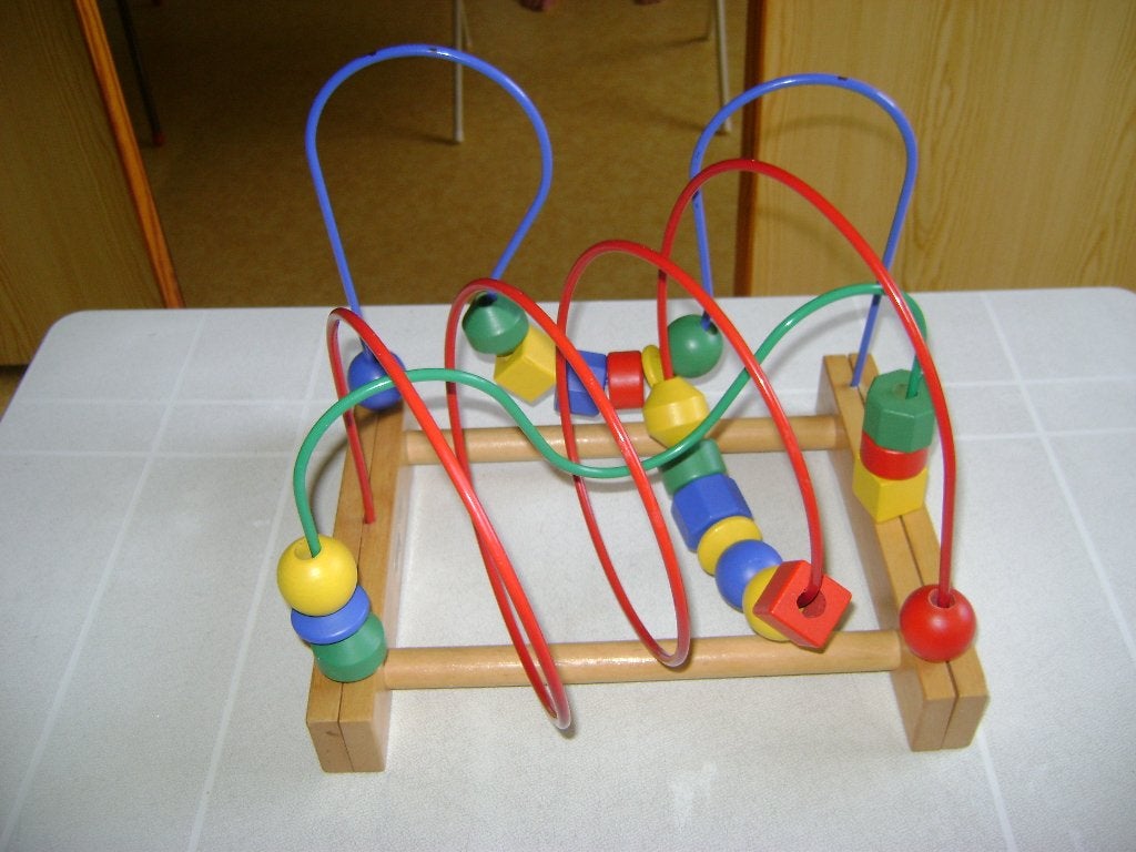 houten spiraal ikea 31lx27hx25br met houten gekleurde ballen, Ophalen of Verzenden, Zo goed als nieuw, Overige typen