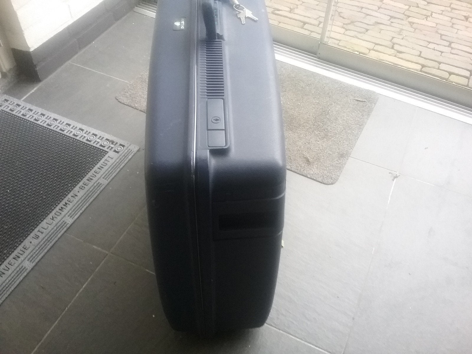 delsey koffer, Hard kunststof, Slot, Ophalen of Verzenden, Zo goed als nieuw