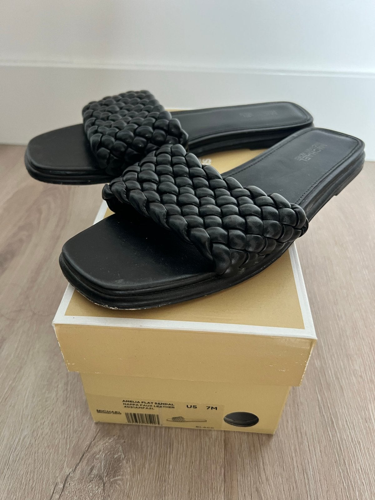 Michael Kors Amelia Flat Sandalen Zwart, Kleding | Dames, Schoenen, Gedragen, Slippers, Zwart, Ophalen of Verzenden
