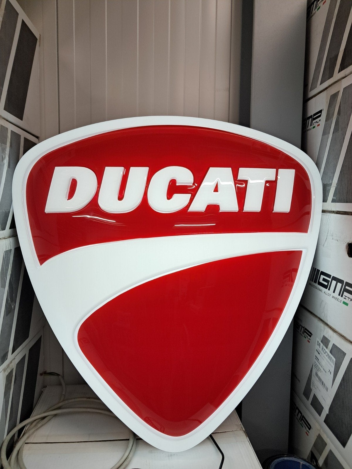 Prachtig mooie Oude Ducati Logo reclame lichtbak 78cm! Uniek, Verzamelen, Ophalen, Eu, Gebruikt, Eu