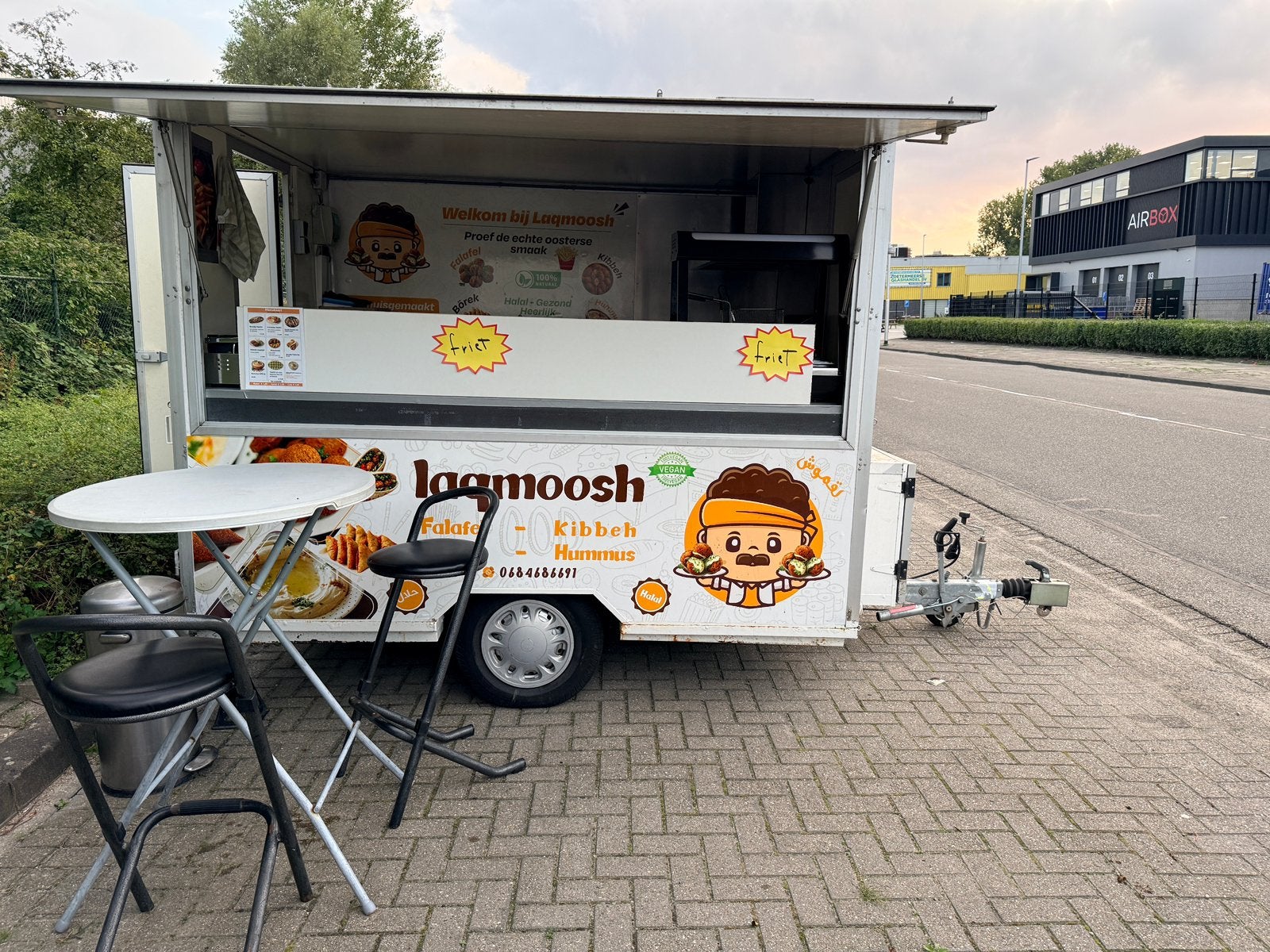 Complete Foodtruck, Ophalen