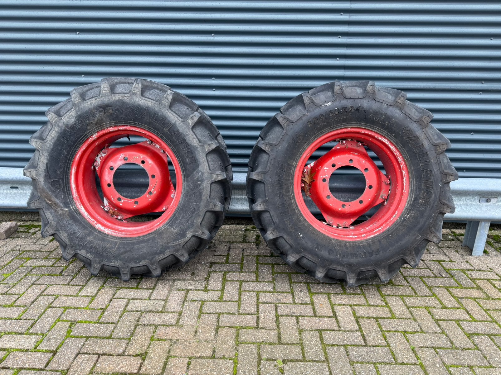 Set wielen 380/85R24 (Fendt 300 serie), Ophalen