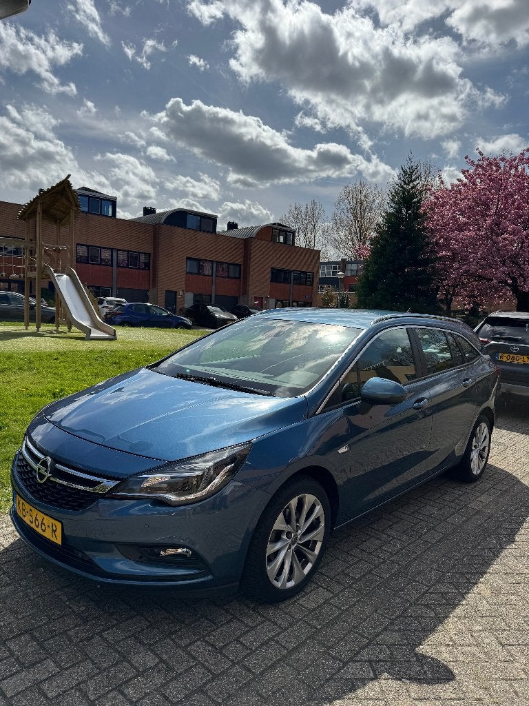 Opel Astra 1.4 Automaat 2016 | Dealeronderhouden | APK nieuw, Auto's, Stof, Multifunctioneel stuurwiel, 750 kg, 4 cilinders