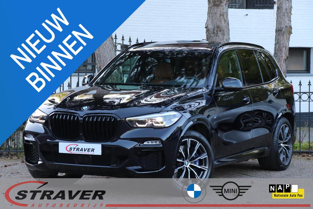 BMW X5 xDrive45e High Executive |Panoramadak |Trekhaak |Head, Gebruikt, 394 pk, Zwart, Vierwielaandrijving