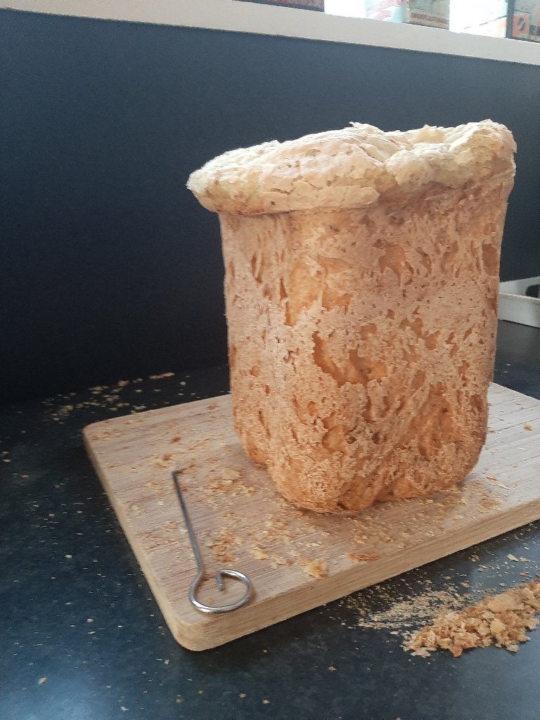 Broodbakmachine Quigg CBM320-2.0: lage prijs!, 400 tot 800 gram deeg, Ophalen, Met timer, Gebruikt