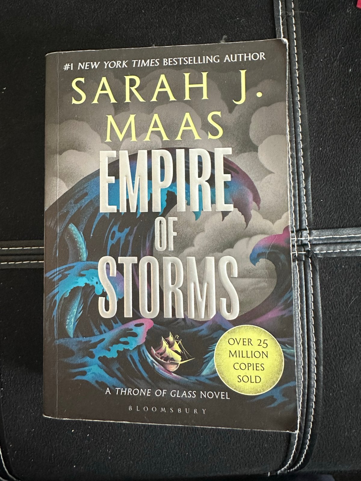 Empire of Storms - Sarah J. Maas (Throne of Glass), Boeken, Fantasy, Ophalen, Gelezen