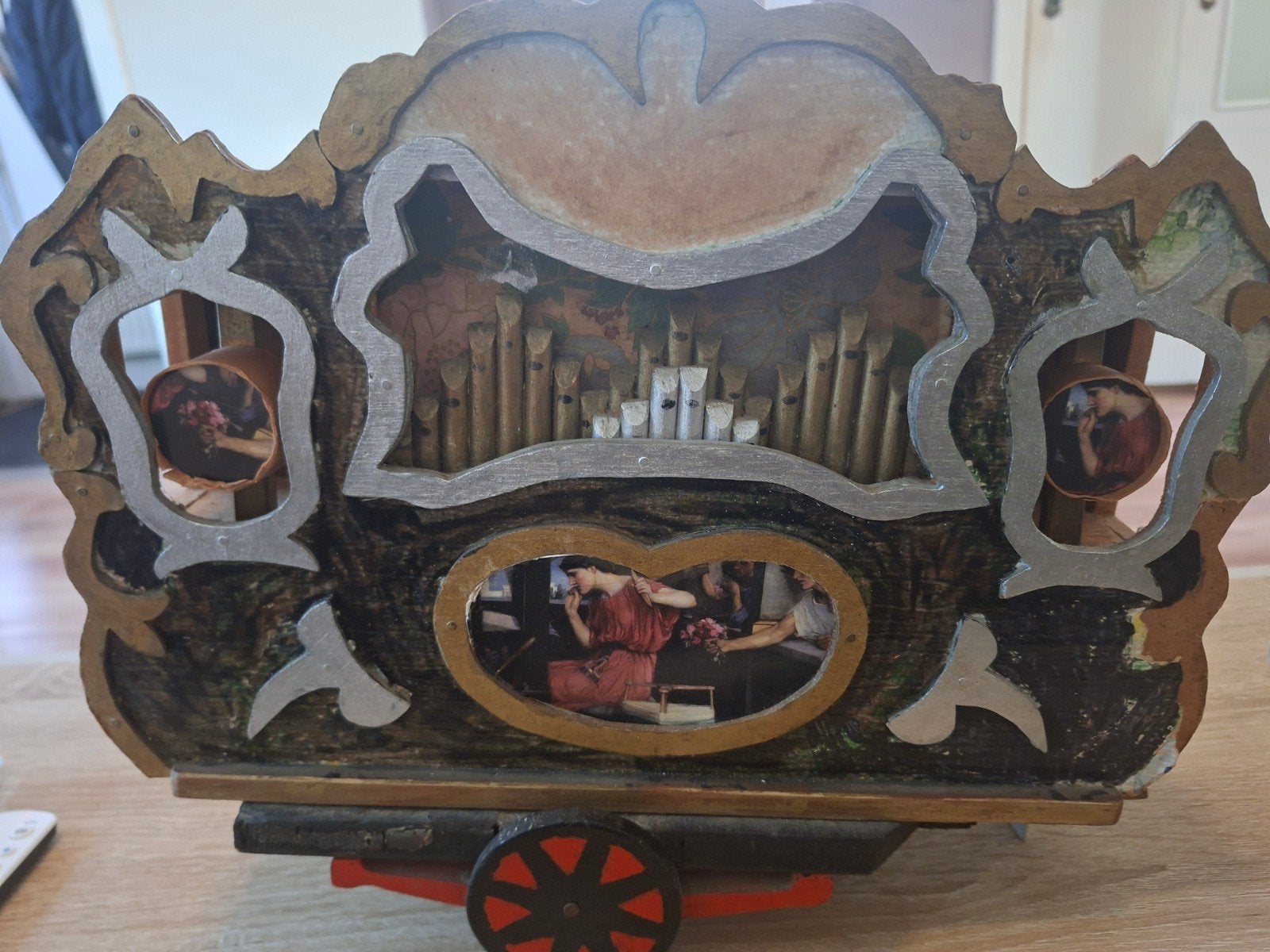 te koop een. miniatuur draaiorgel, Muziek en Instrumenten, Ophalen, Gebruikt