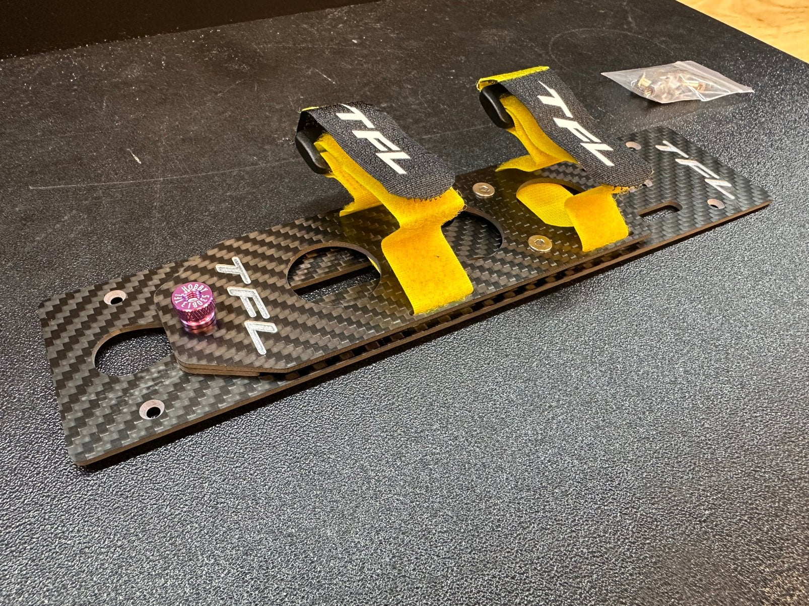 TFL verstelbare lipo tray houder beugel rc boot, Ophalen of Verzenden, Zo goed als nieuw